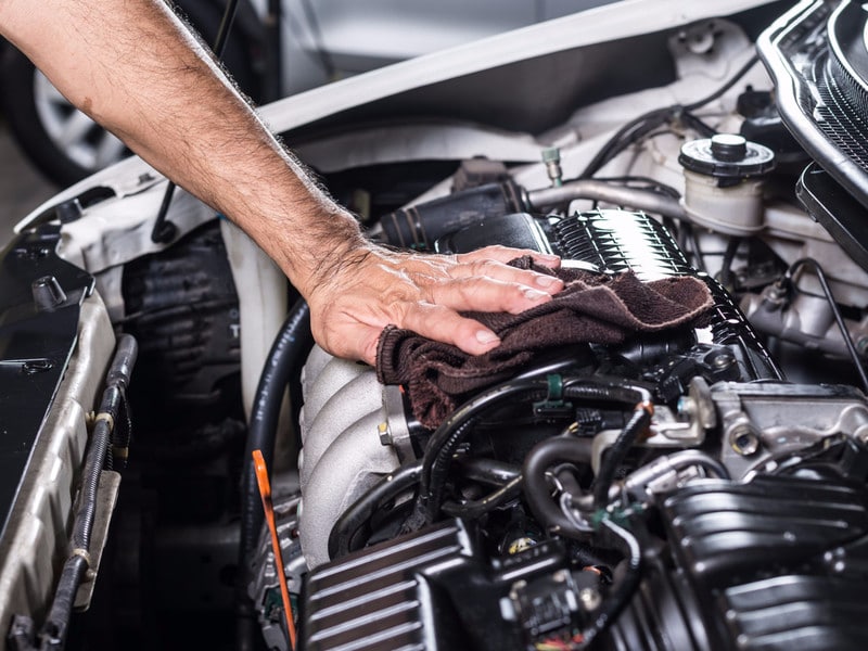 Mon moteur tourne sur 3 cylindres quelles sont les causes de ce dysfonctionnement?